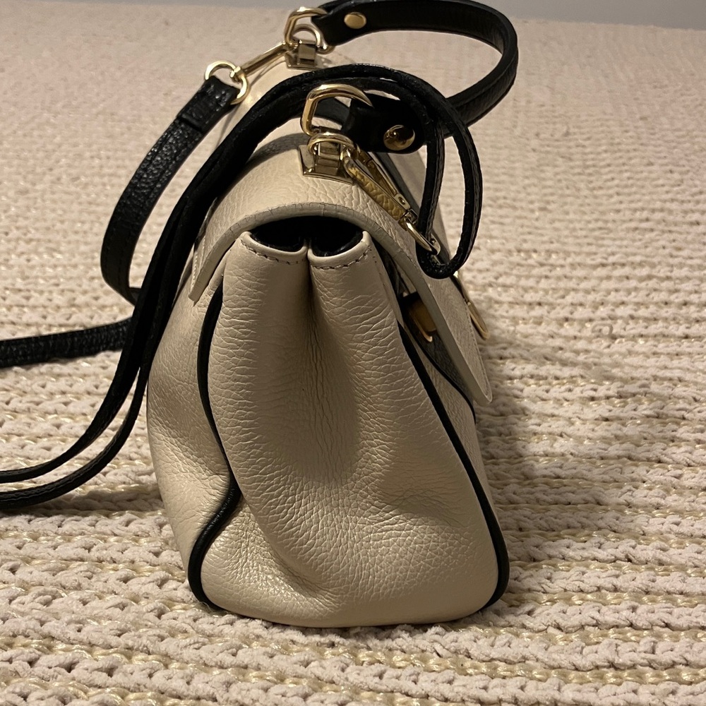 Borse in Pelle Italian Chic Cream and Black Leather Satchel - Picture 5 of 6